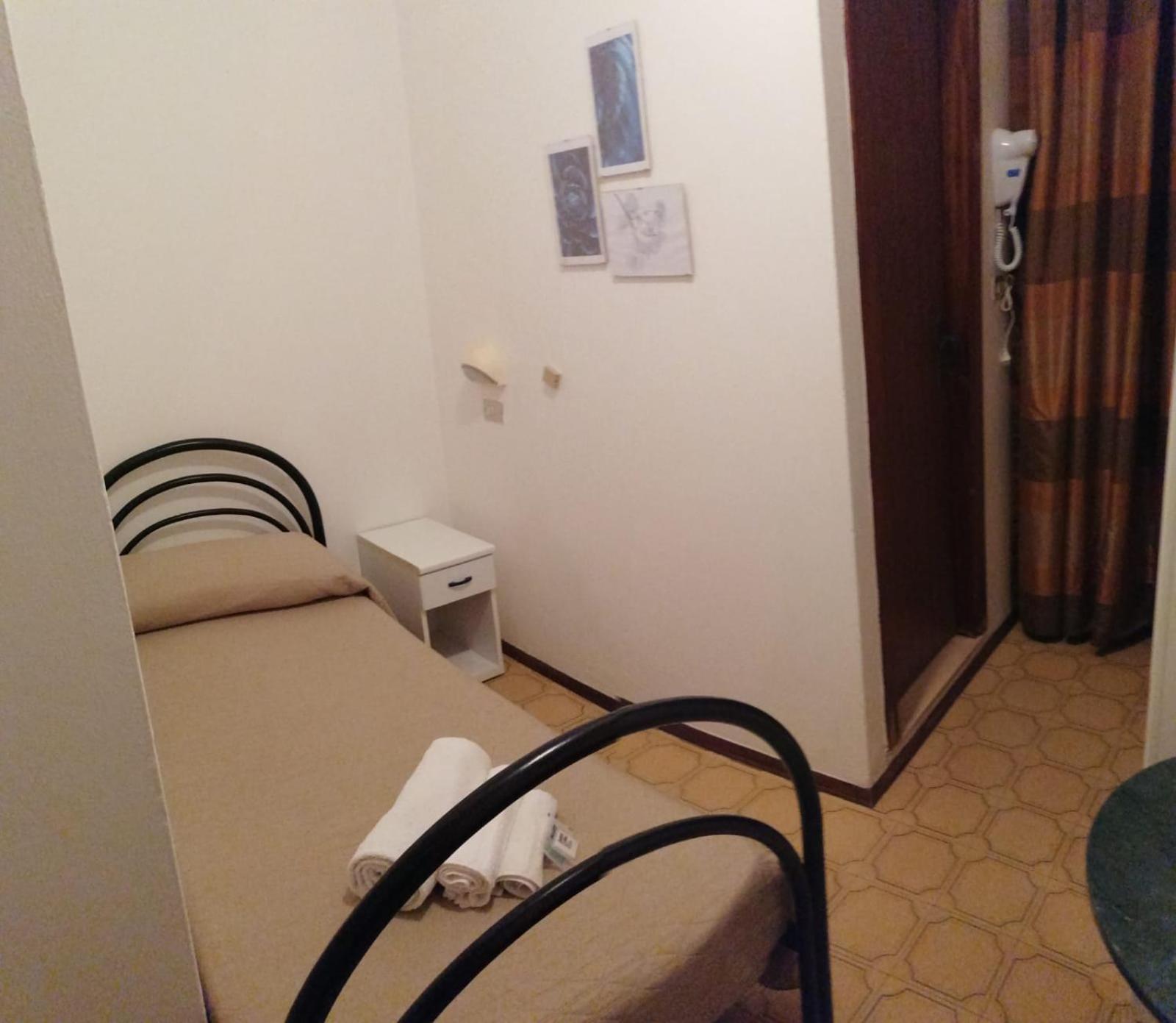 Hotel Magriv リミニ エクステリア 写真